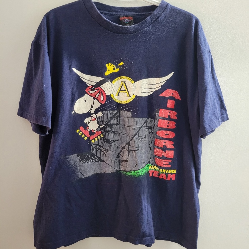Vintage Snoopy Military Airborne Performance Team T-Shirt Size Large Made In USA